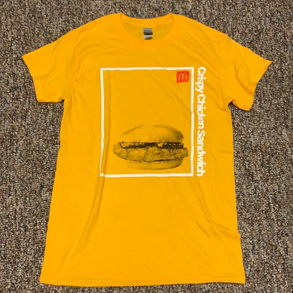 McDonalds Crispy Chicken Sandwich T-Shirt *NEW*